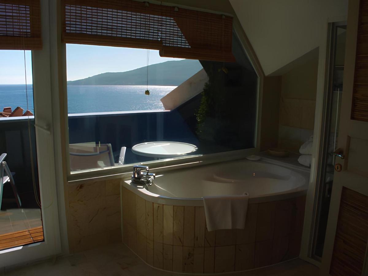 King Suite Whirlpool