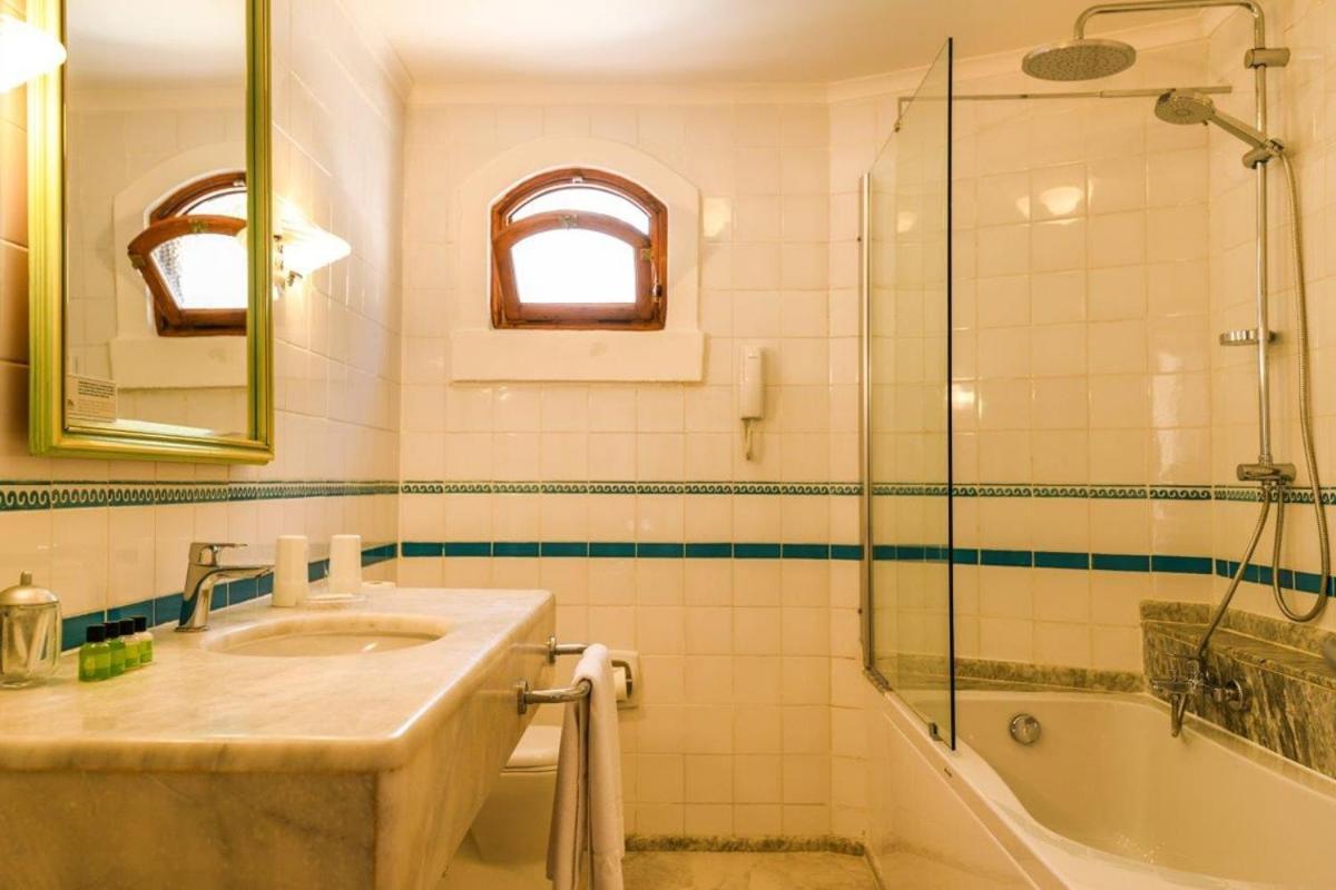 Double or Twin Room Partial Sea View
