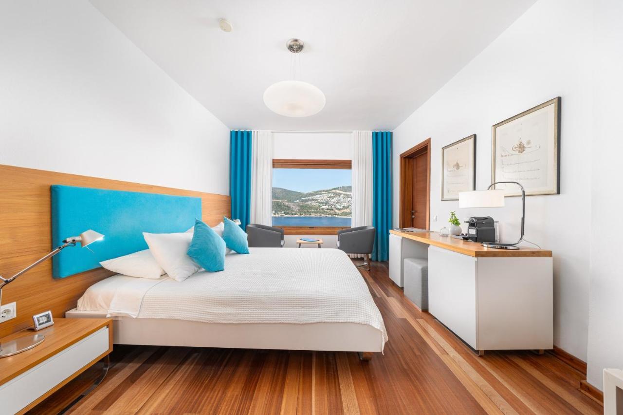 Double Room Balcony Sea View